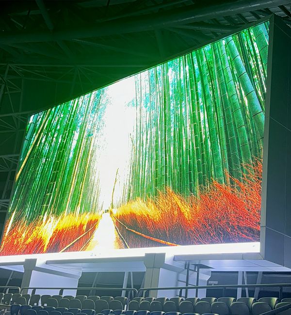 Интерьерные и внутренние LED-экраны